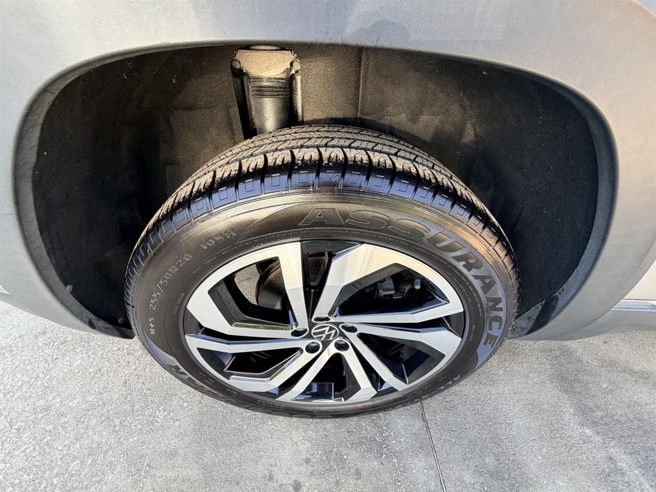 Volkswagen Atlas Cross Sport SEL 4MOTION 2022