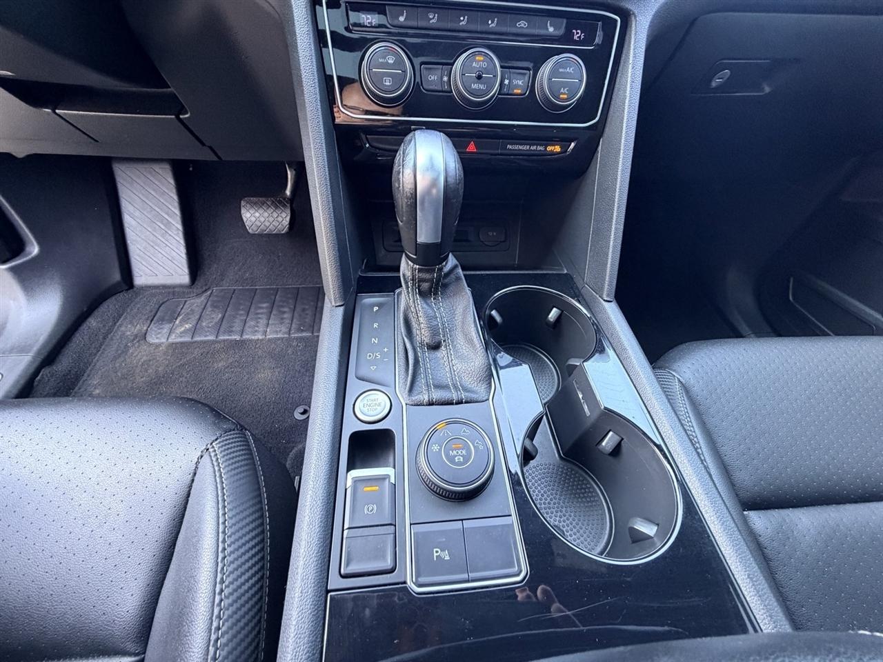 Volkswagen Atlas Cross Sport SEL 4MOTION 2022
