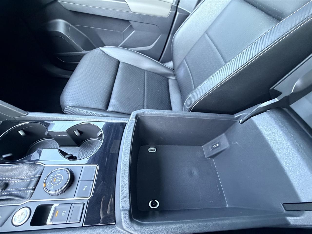 Volkswagen Atlas Cross Sport SEL 4MOTION 2022