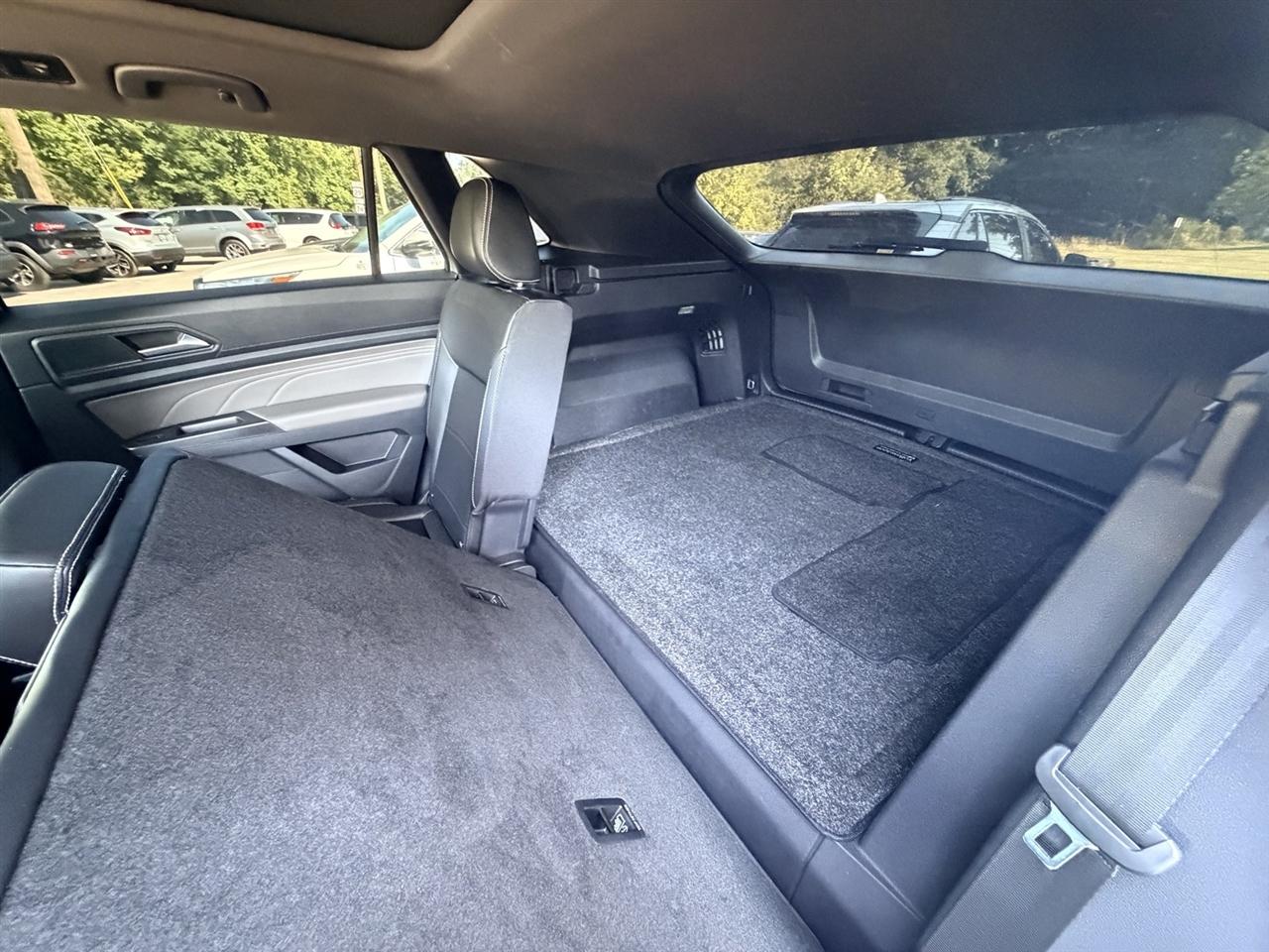 Volkswagen Atlas Cross Sport SEL 4MOTION 2022