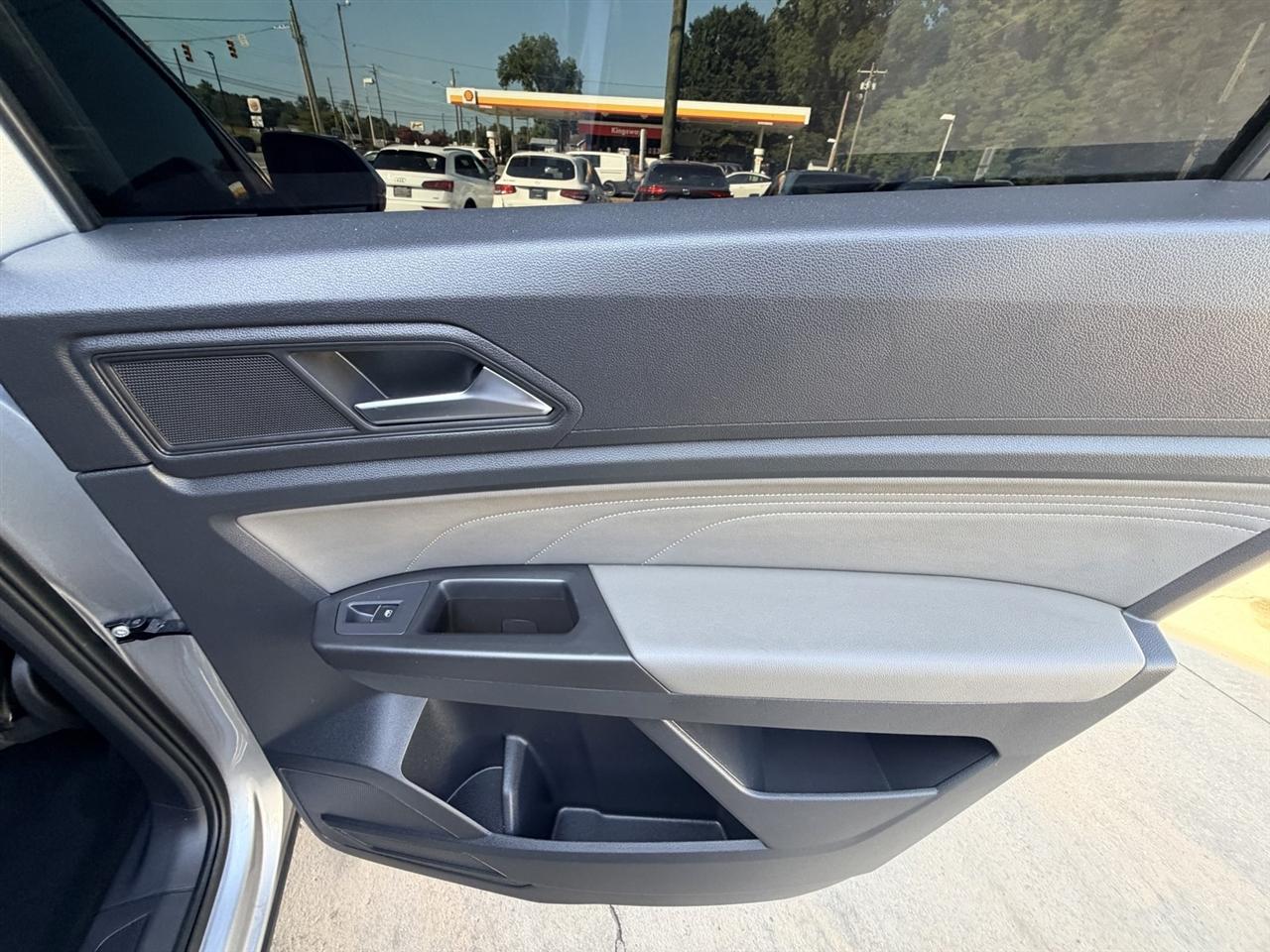 Volkswagen Atlas Cross Sport SEL 4MOTION 2022