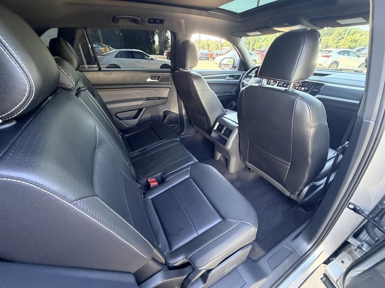 Volkswagen Atlas Cross Sport SEL 4MOTION 2022