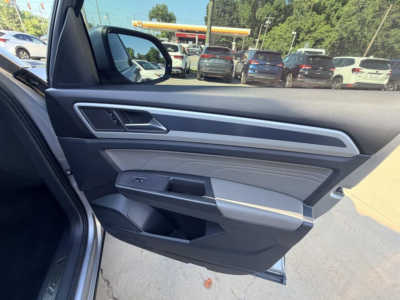 Volkswagen Atlas Cross Sport SEL 4MOTION 2022