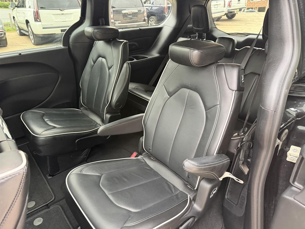 Chrysler Pacifica Limited 2022