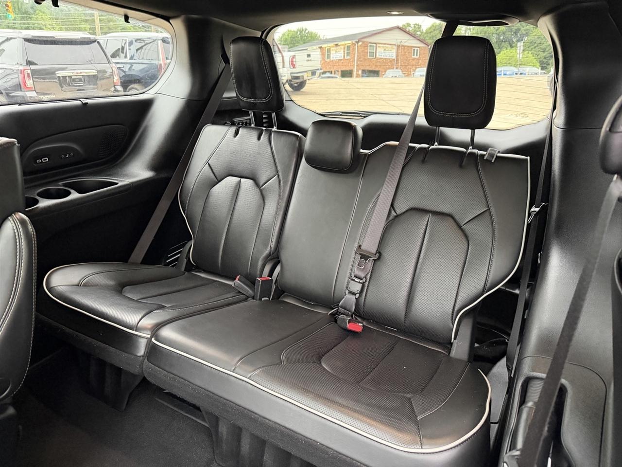 Chrysler Pacifica Limited 2022