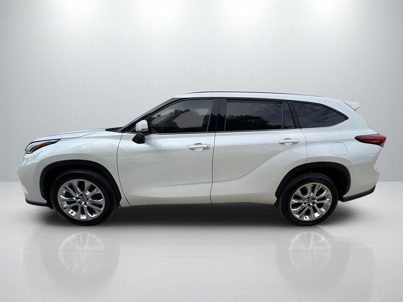 Toyota Highlander Limited 2020