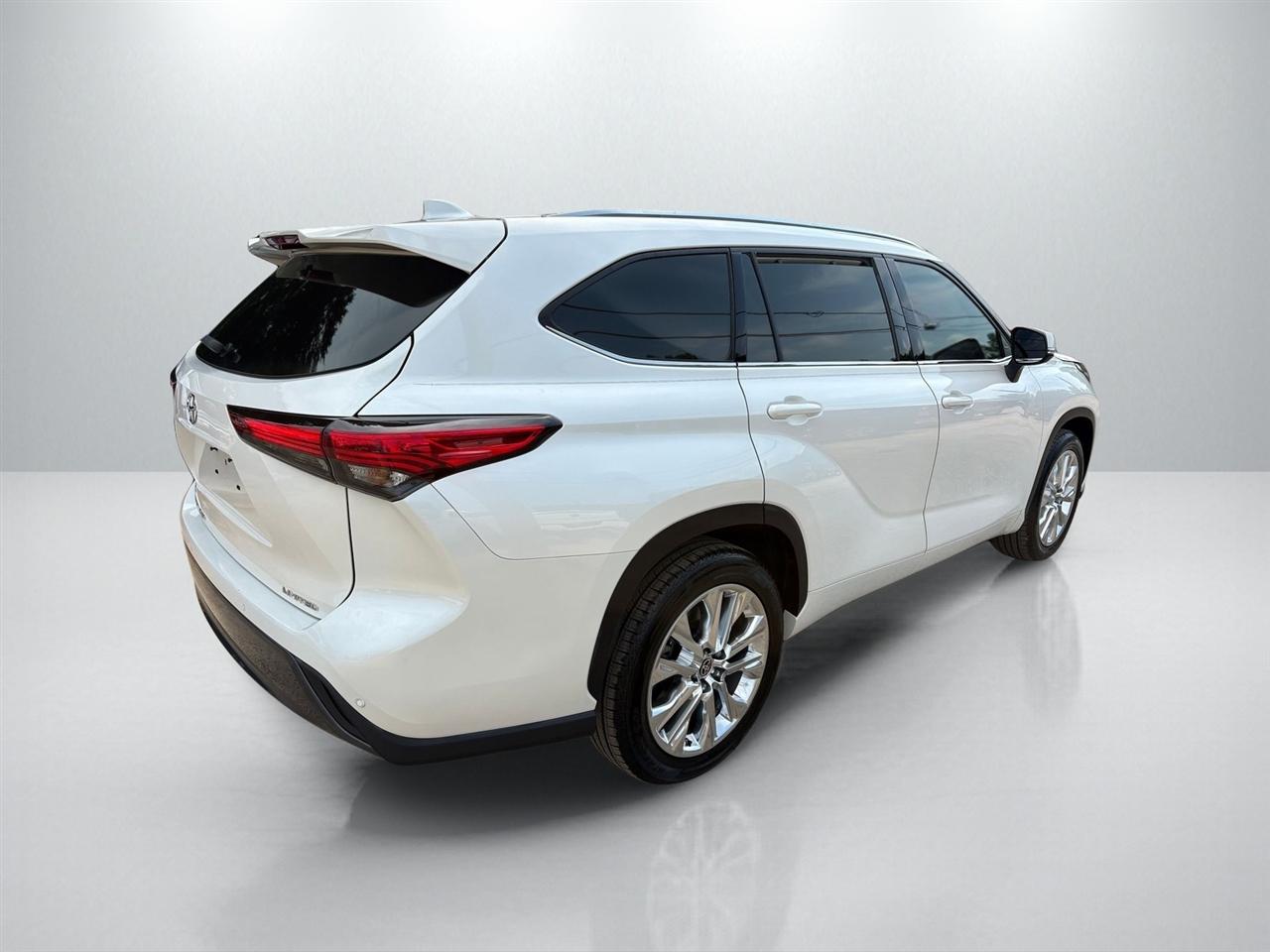 Toyota Highlander Limited 2020