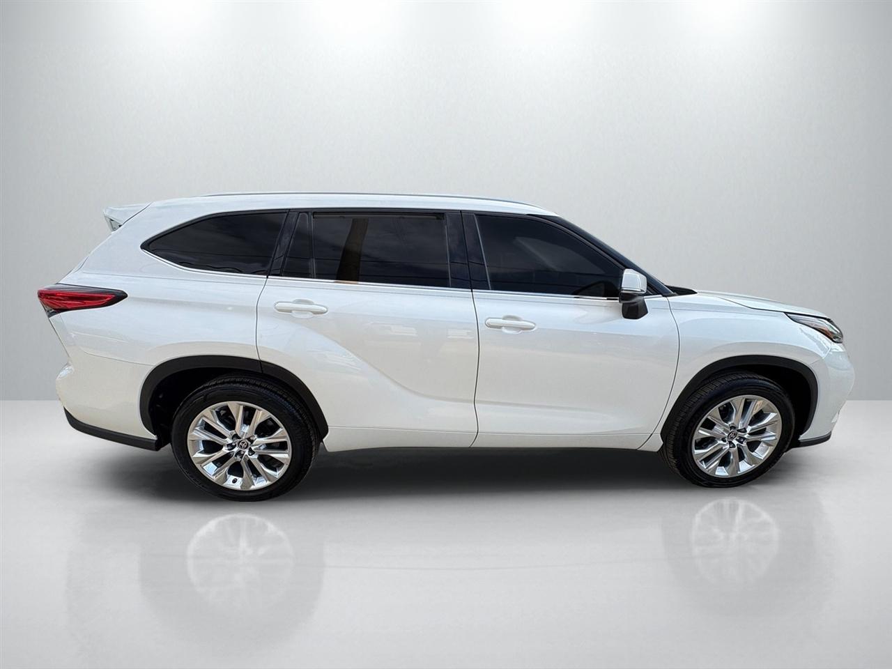 Toyota Highlander Limited 2020