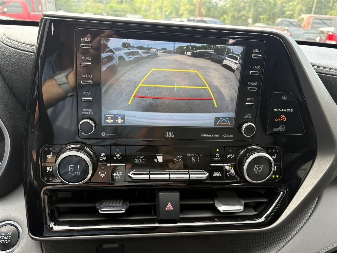 Toyota Highlander Limited 2020