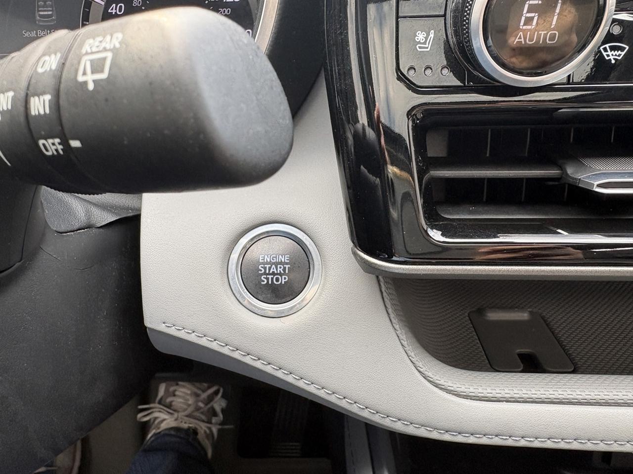 Toyota Highlander Limited 2020