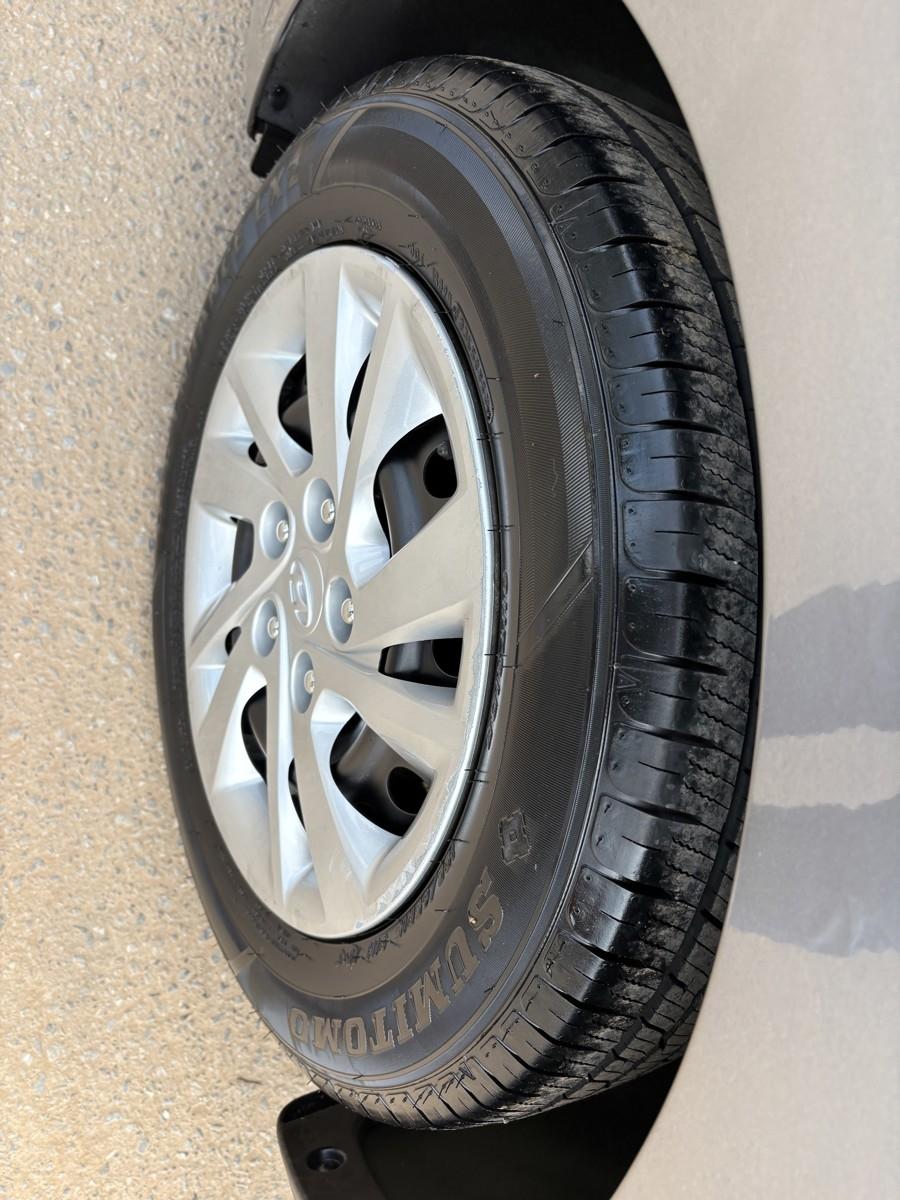 Hyundai Elantra SE 6M 2019