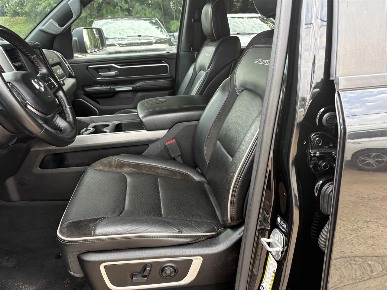 RAM 1500 Laramie Crew Cab SWB 4WD 2021