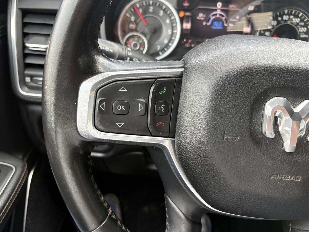 RAM 1500 Laramie Crew Cab SWB 4WD 2021