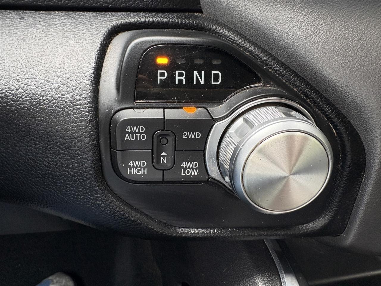 RAM 1500 Laramie Crew Cab SWB 4WD 2021