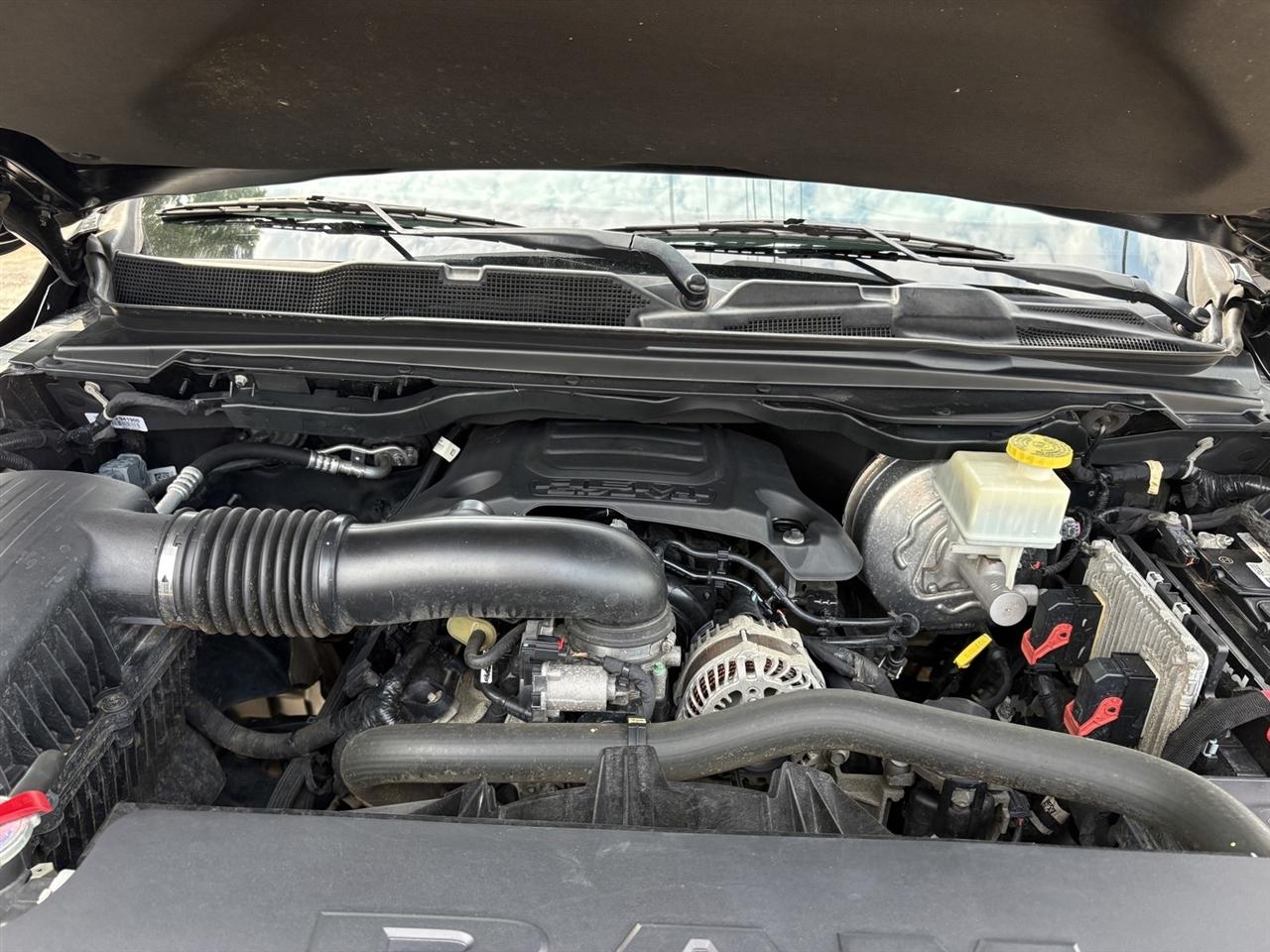 RAM 1500 Laramie Crew Cab SWB 4WD 2021