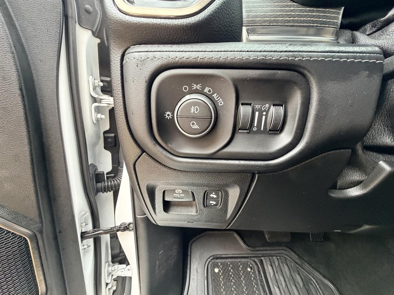 RAM 1500 Limited Crew Cab SWB 4WD 2021