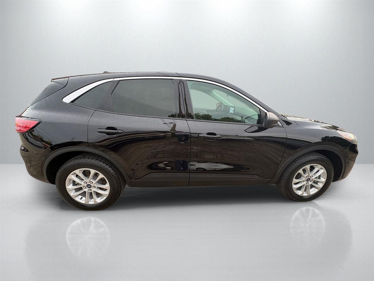 Ford Escape Hybrid SE AWD 2022