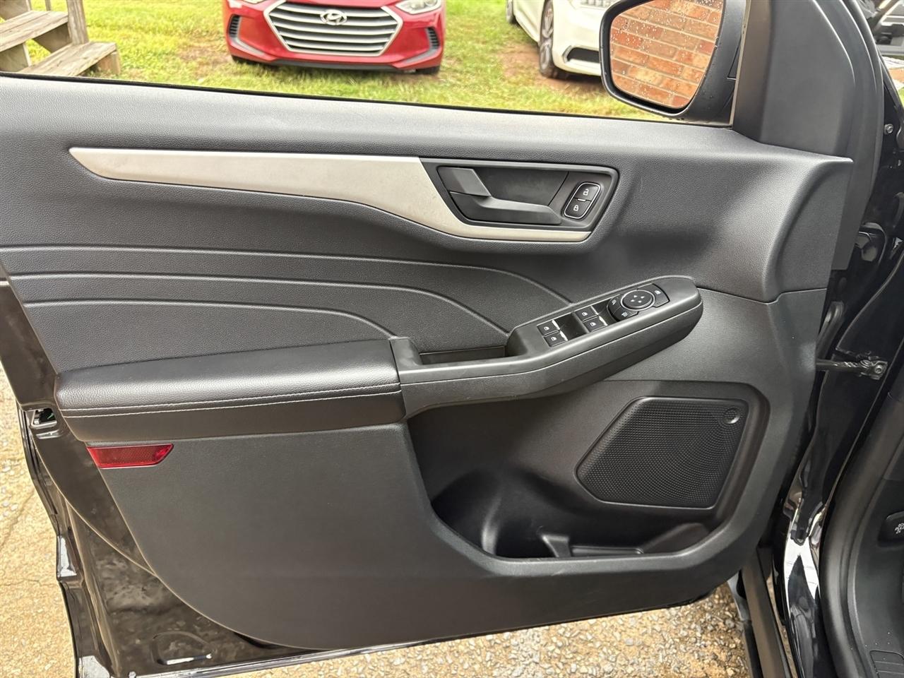 Ford Escape Hybrid SE AWD 2022