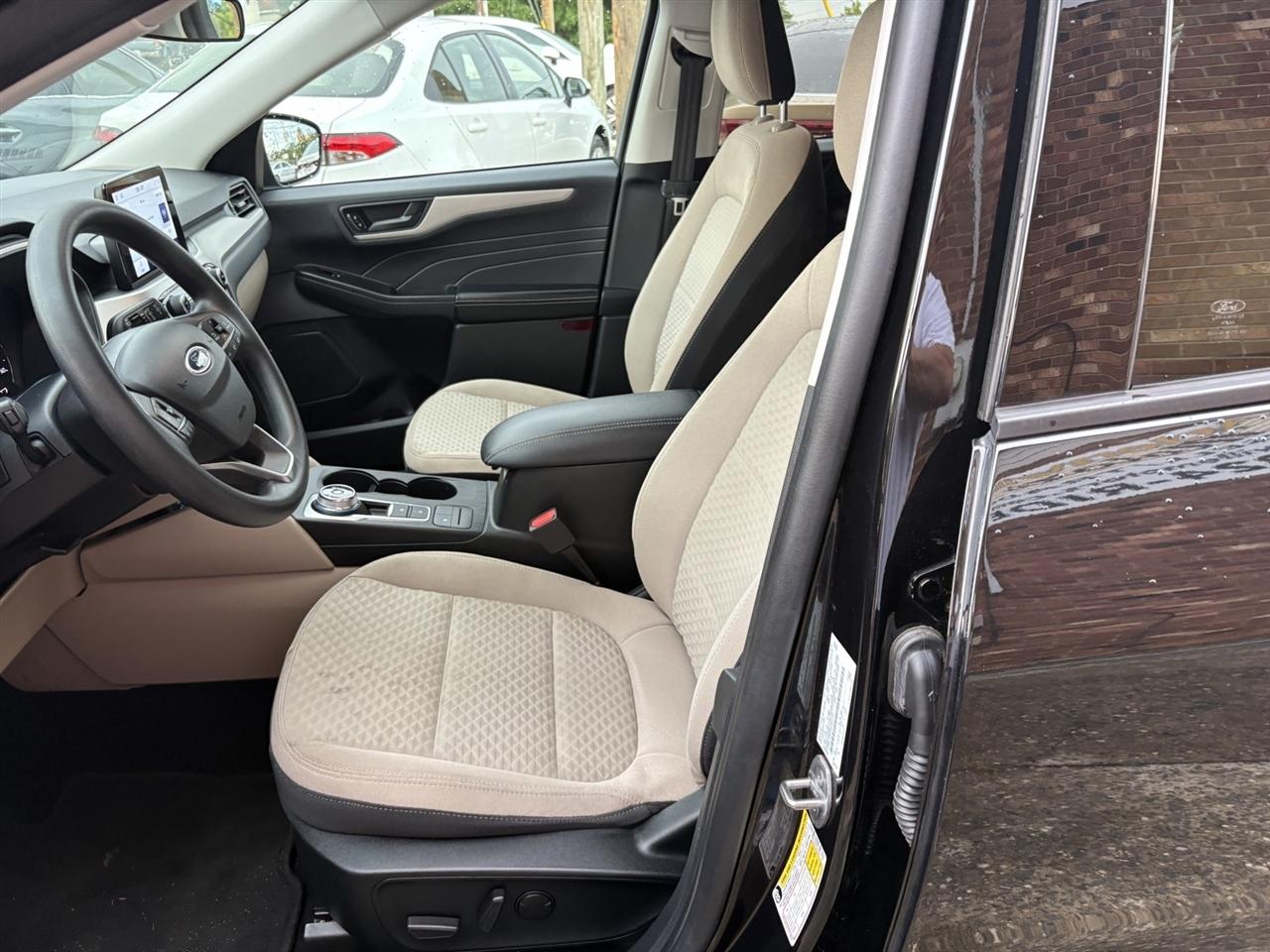 Ford Escape Hybrid SE AWD 2022