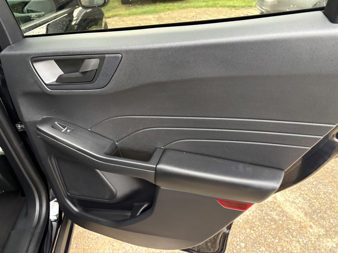Ford Escape Hybrid SE AWD 2022