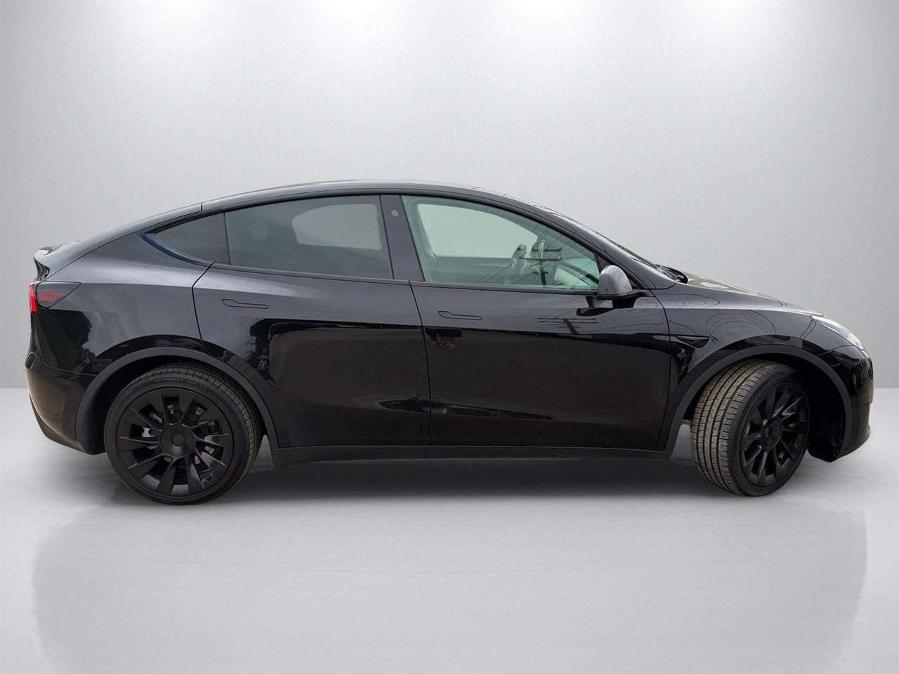 Tesla Model Y Long Range 2023