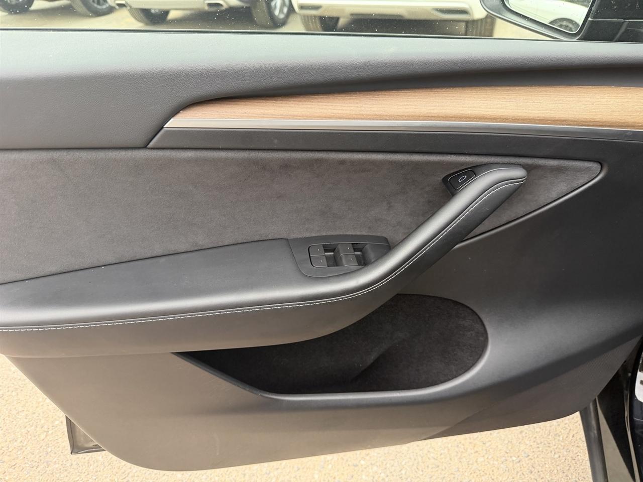 Tesla Model Y Long Range 2023