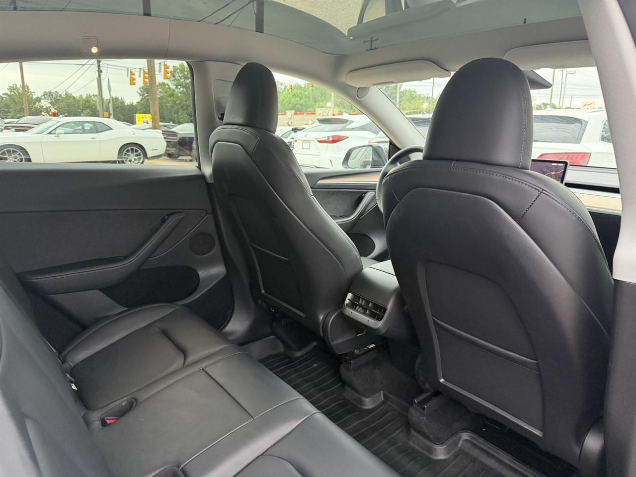 Tesla Model Y Long Range 2023
