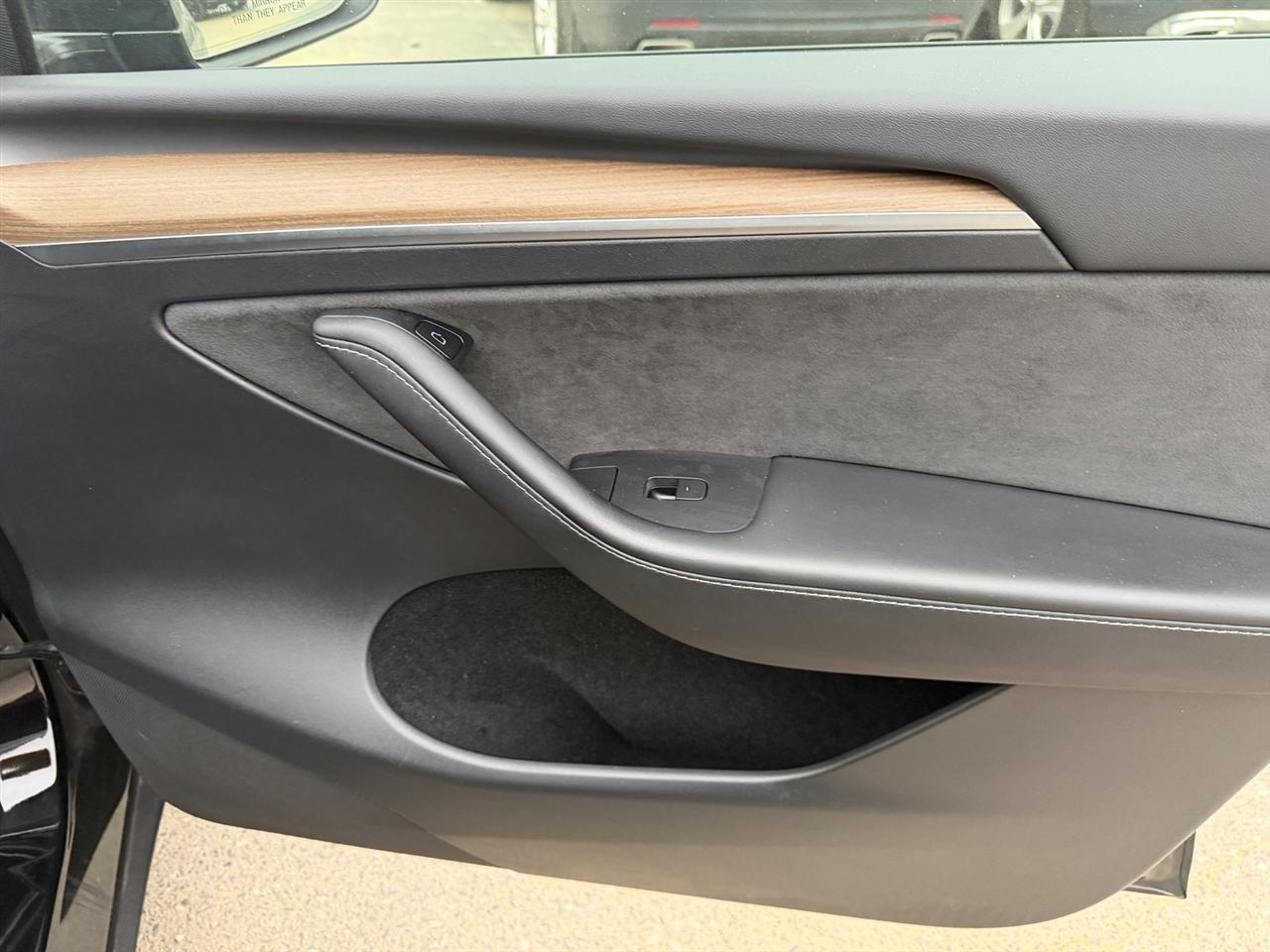 Tesla Model Y Long Range 2023