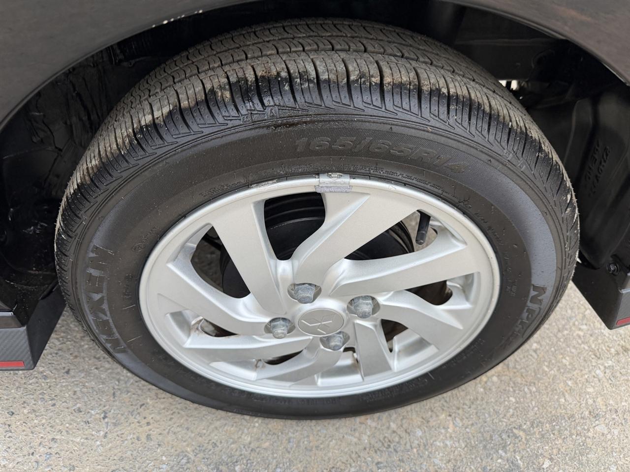 Mitsubishi Mirage Carbonite Edition CVT 2021