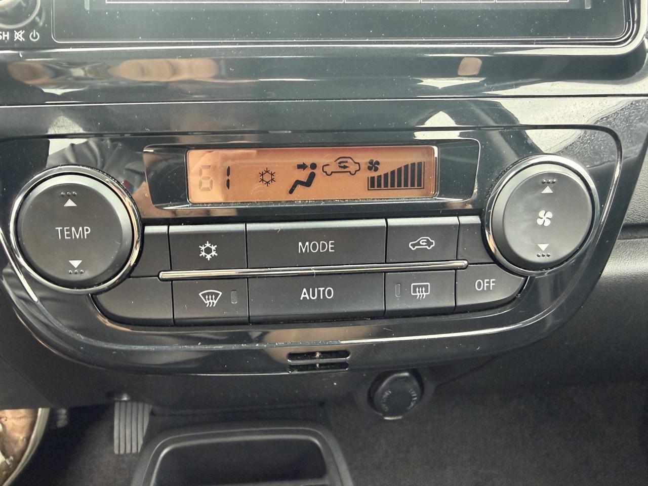 Mitsubishi Mirage Carbonite Edition CVT 2021