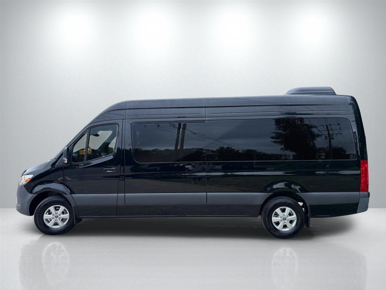 Mercedes-Benz Sprinter 2500 170-in. WB 2024