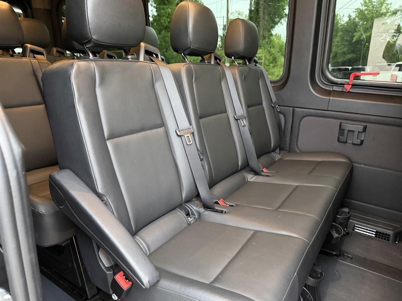 Mercedes-Benz Sprinter 2500 170-in. WB 2024
