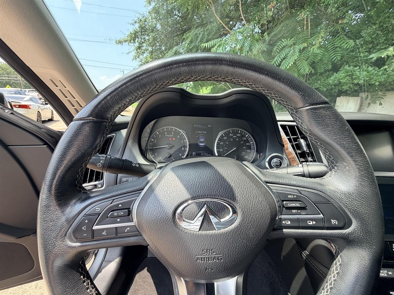 Infiniti Q50 3.0t LUXE AWD 2018
