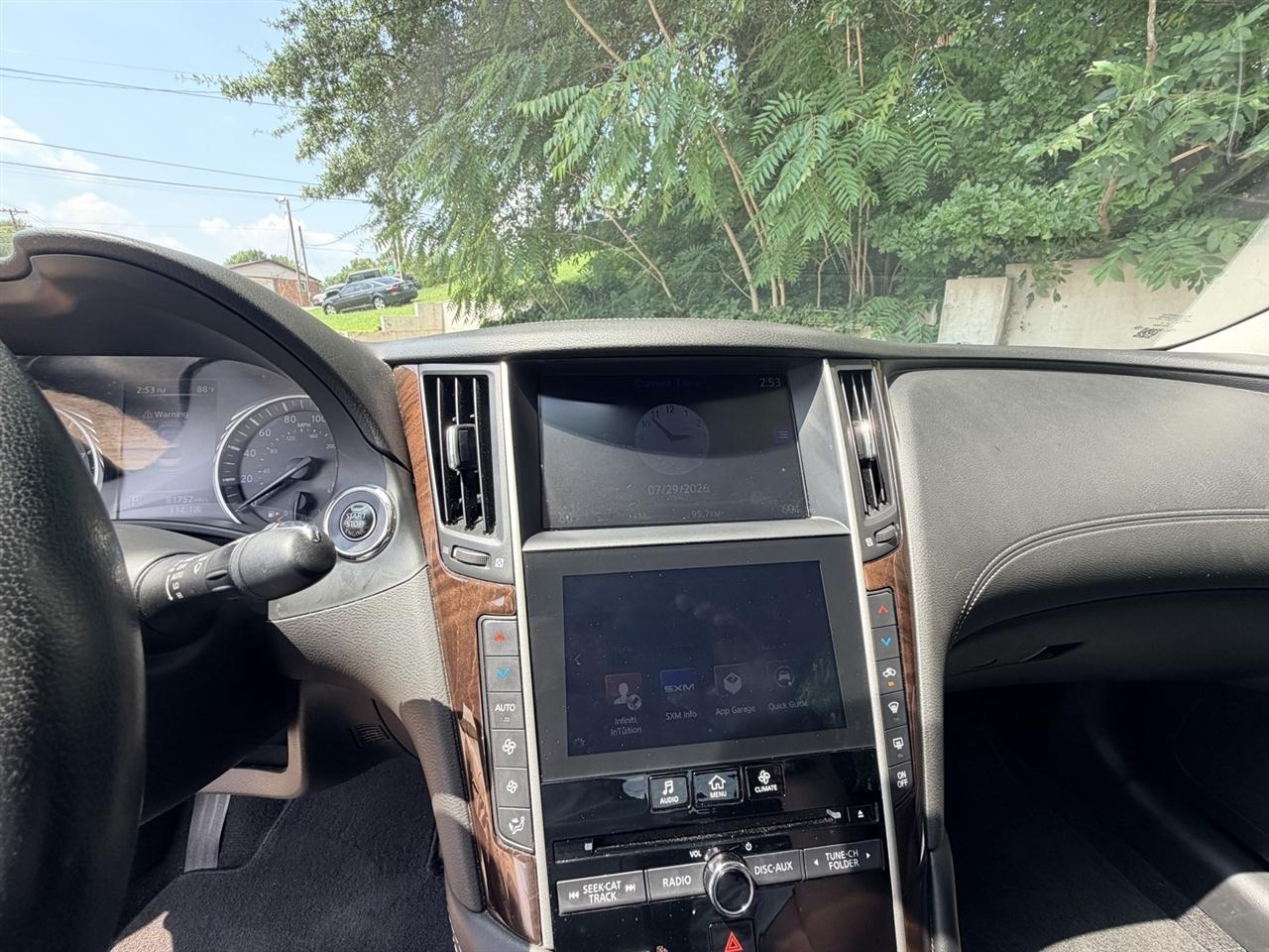 Infiniti Q50 3.0t LUXE AWD 2018