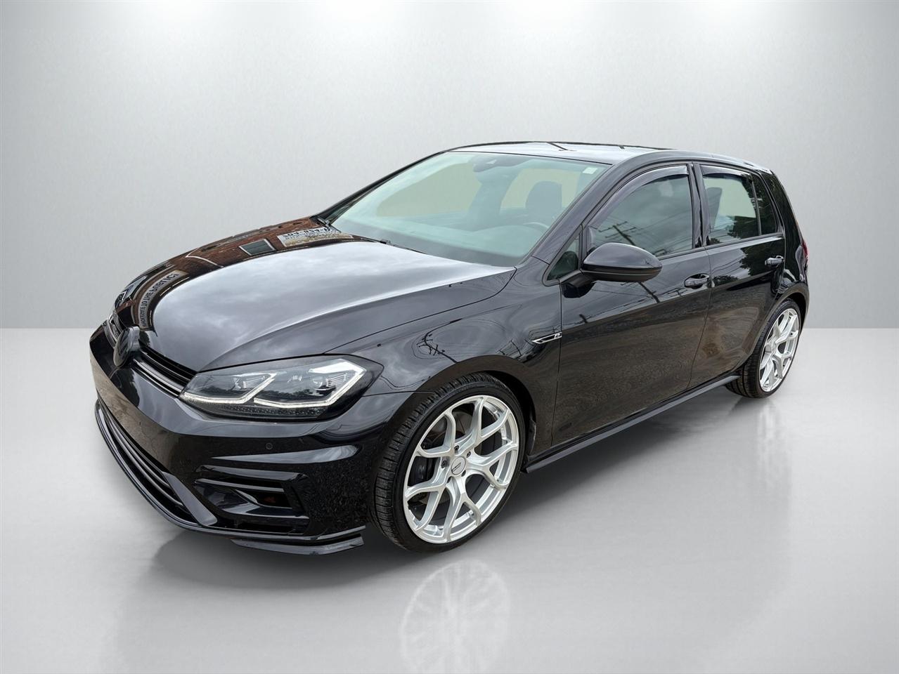 Volkswagen Golf R DCS and Navigation 7A 2018
