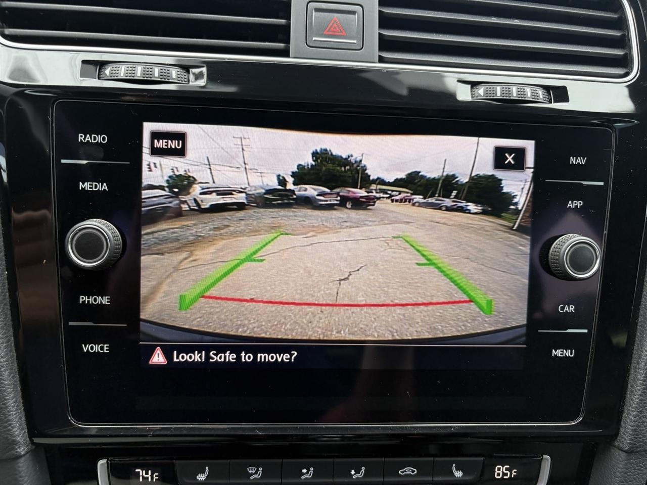Volkswagen Golf R DCS and Navigation 7A 2018