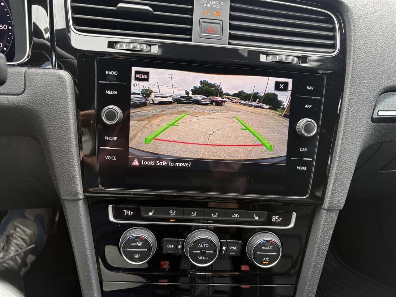 Volkswagen Golf R DCS and Navigation 7A 2018