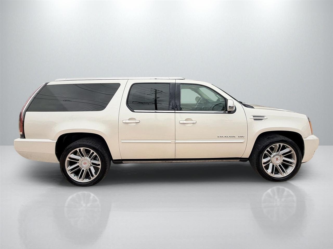 Cadillac Escalade ESV 2WD Premium 2013