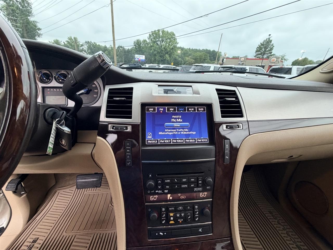Cadillac Escalade ESV 2WD Premium 2013