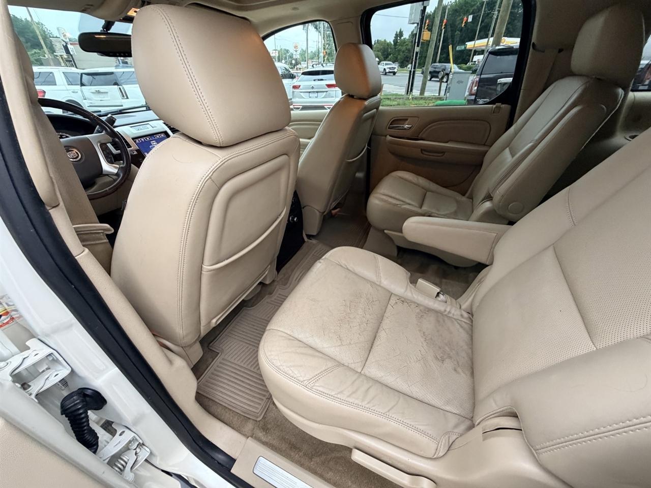 Cadillac Escalade ESV 2WD Premium 2013