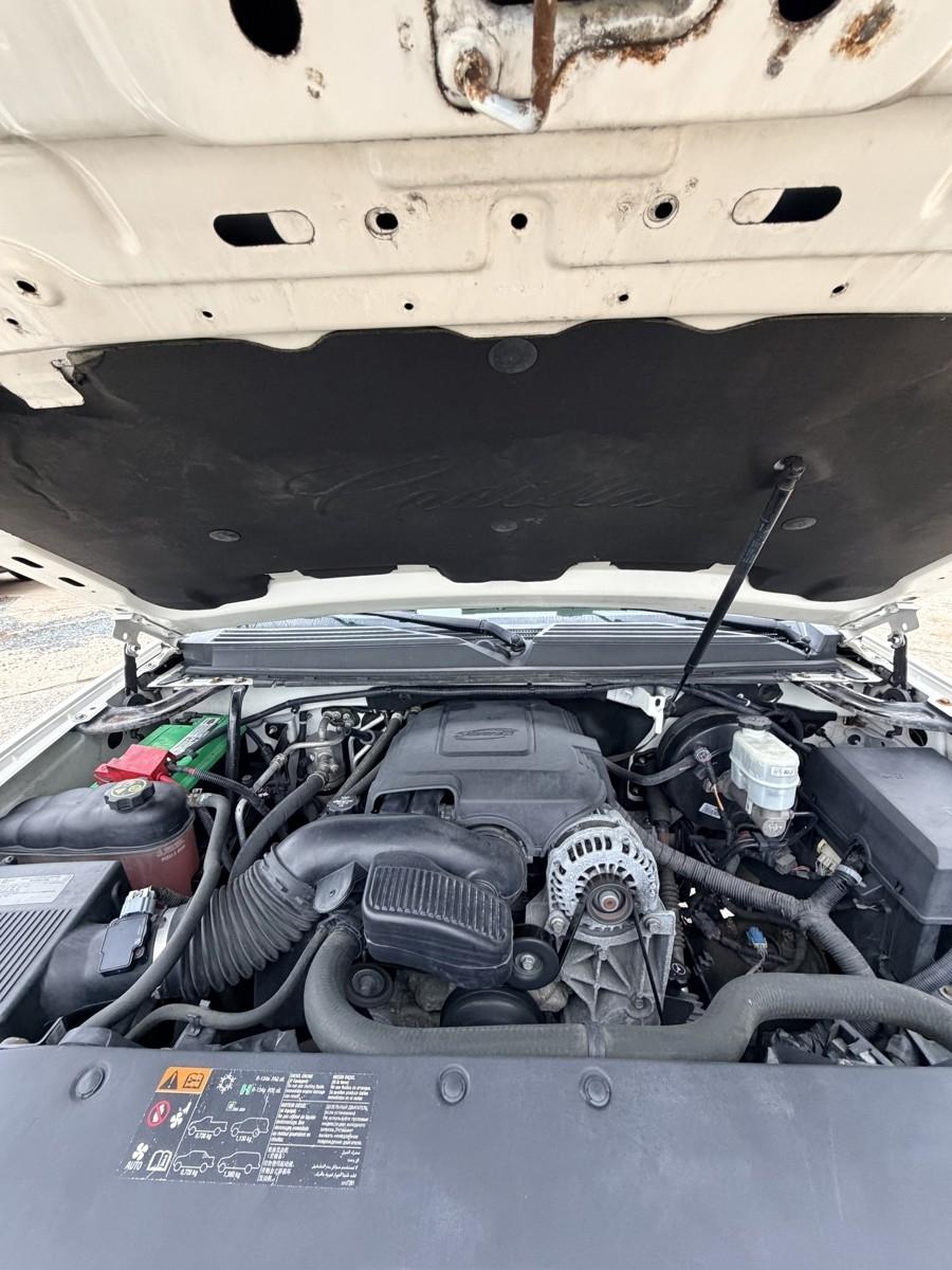 Cadillac Escalade ESV 2WD Premium 2013