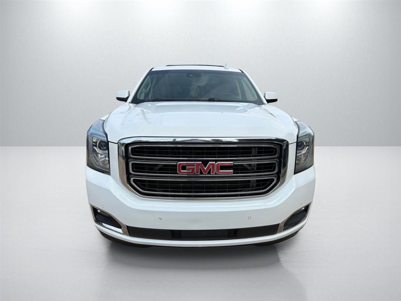 GMC Yukon XL SLT 1/2 Ton 4WD 2015