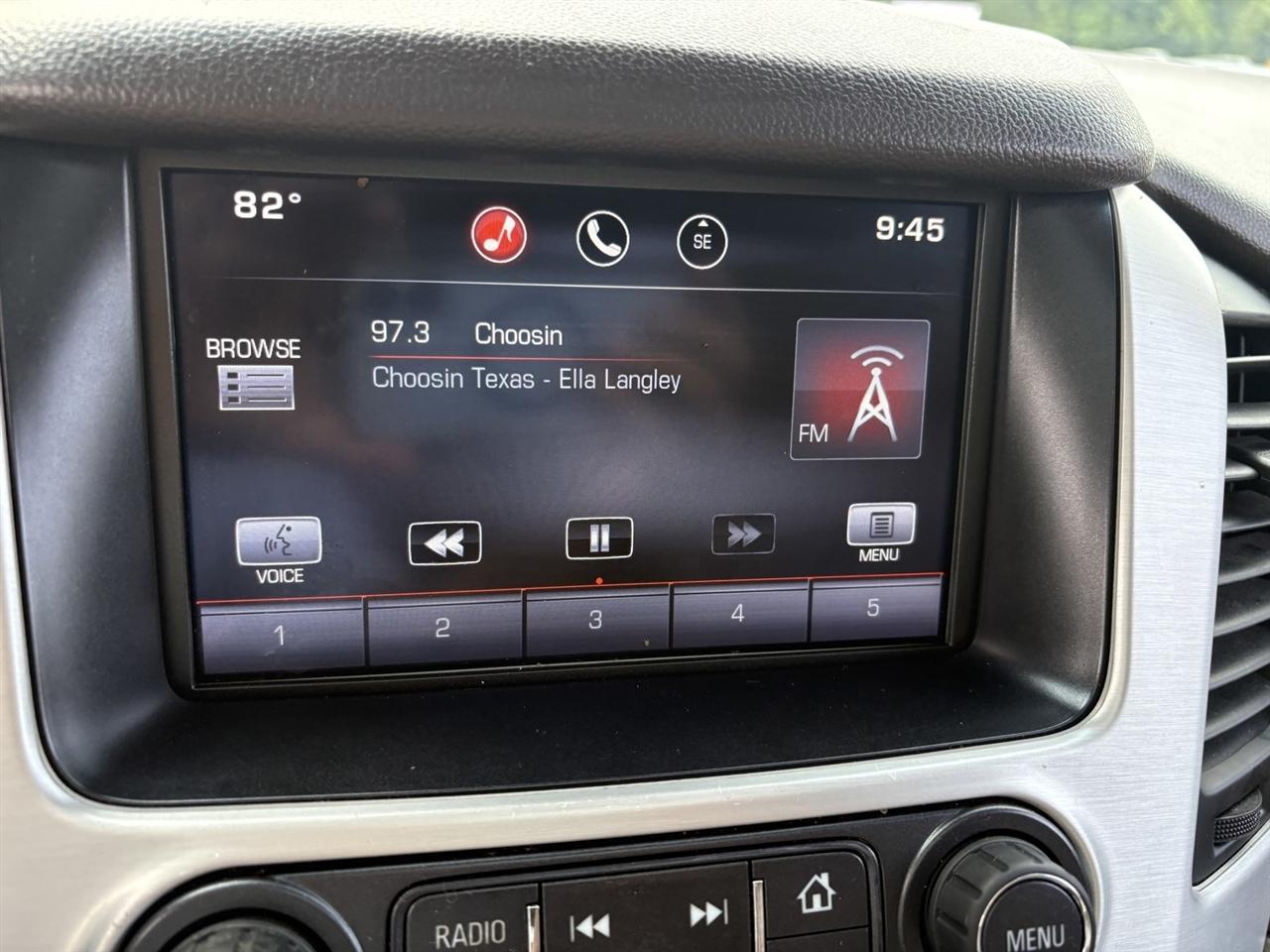 GMC Yukon XL SLT 1/2 Ton 4WD 2015