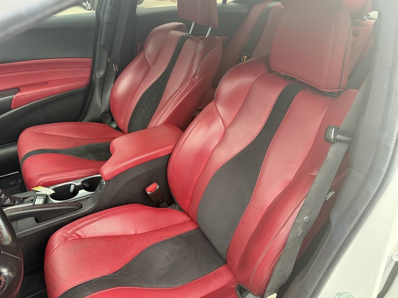 Acura ILX 8-Spd AT w/ Premium & A-SPEC Packages 2022