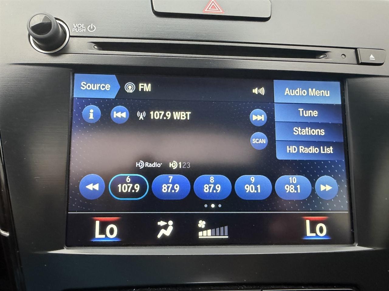 Acura ILX 8-Spd AT w/ Premium & A-SPEC Packages 2022