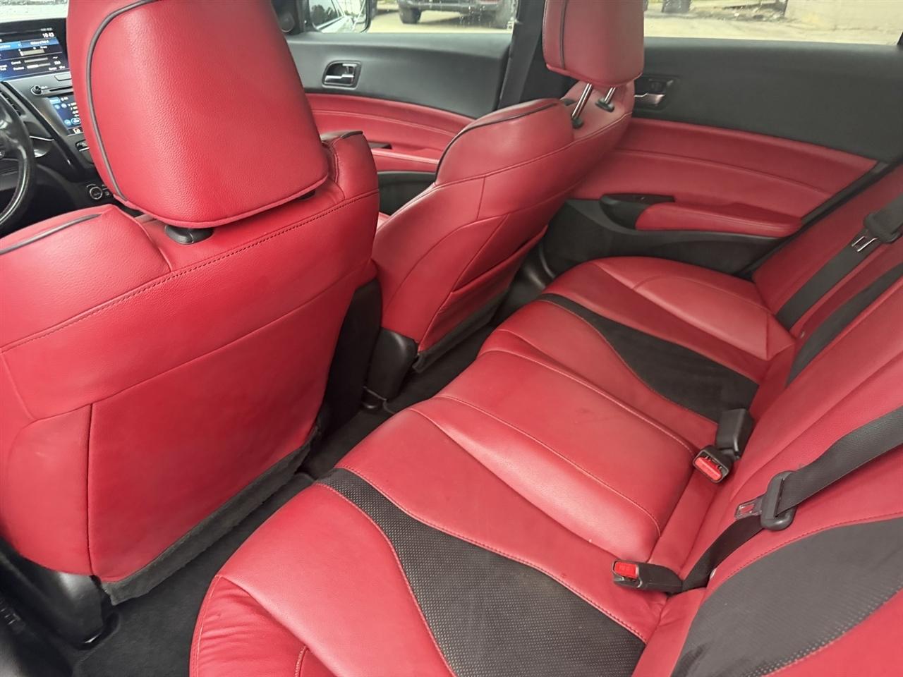 Acura ILX 8-Spd AT w/ Premium & A-SPEC Packages 2022