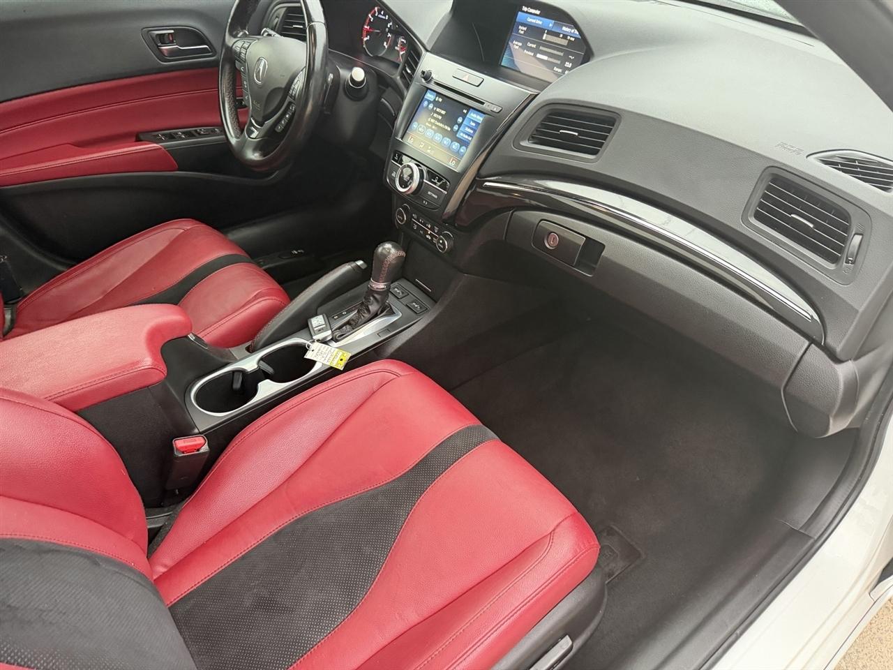 Acura ILX 8-Spd AT w/ Premium & A-SPEC Packages 2022