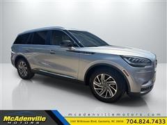 2023 Lincoln Aviator 