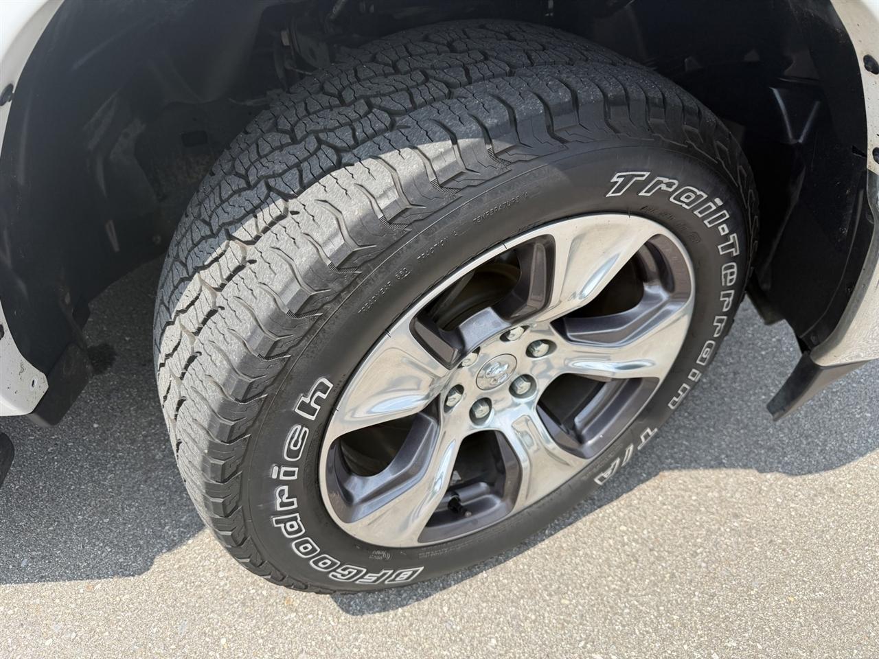 RAM 1500 Laramie Crew Cab LWB 4WD 2019