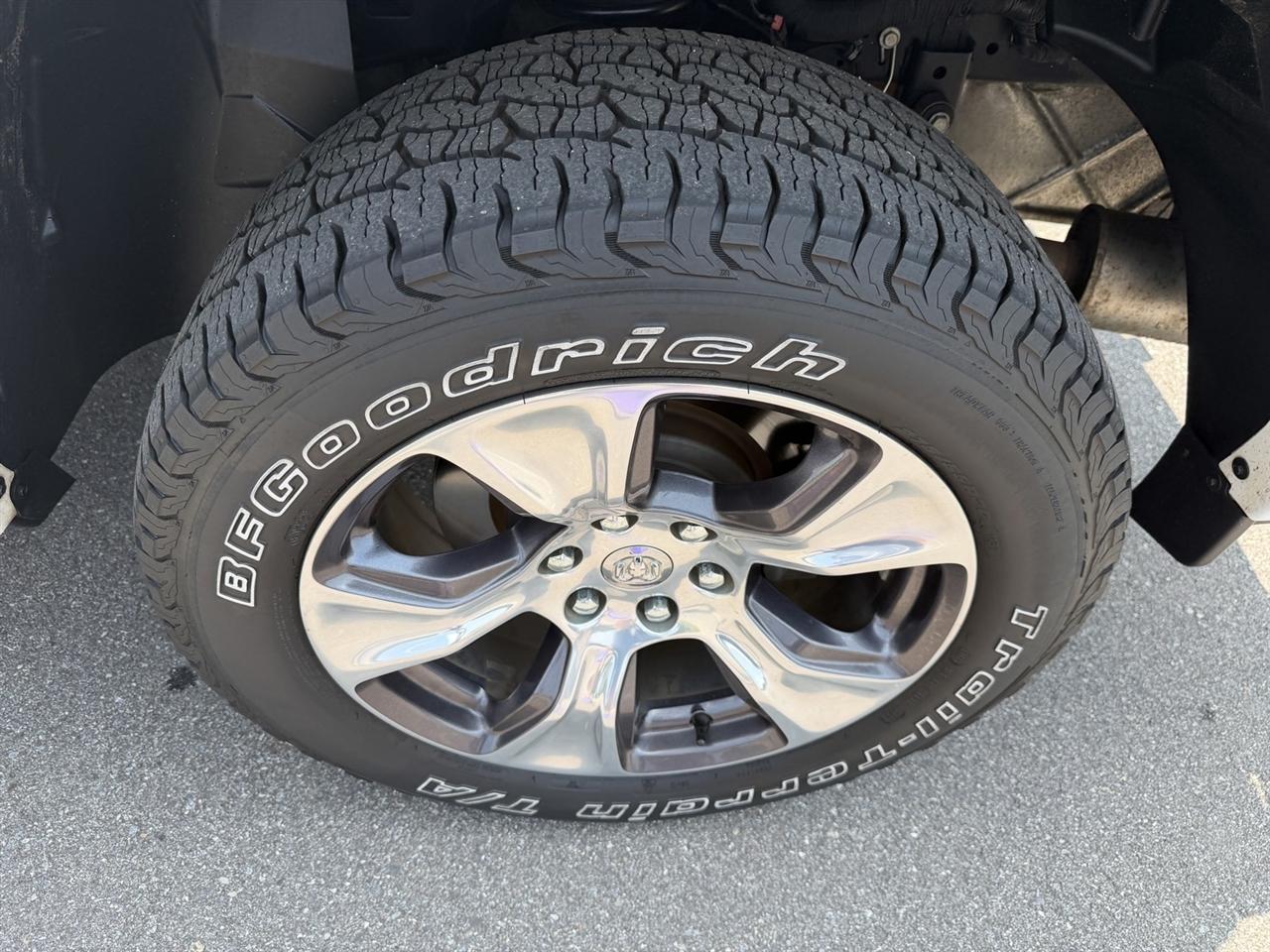 RAM 1500 Laramie Crew Cab LWB 4WD 2019